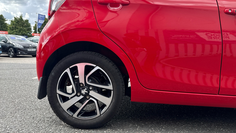 Peugeot 108 1.0 72 Allure 5dr Petrol Hatchback